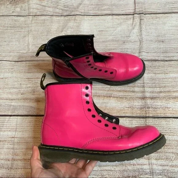 Dr. Martens Pink Boots Size 5 - Picture 1 of 9